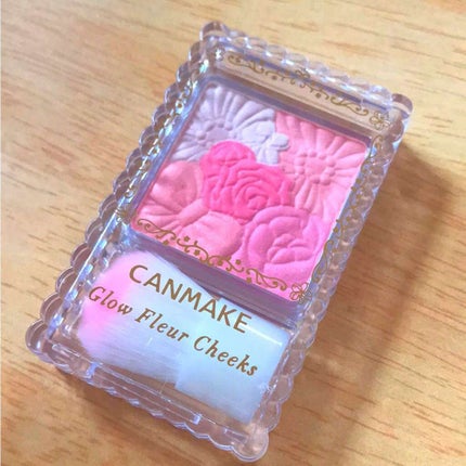 グロウフルールチークス/キャンメイク/パウダーチークを使ったクチコミ(1枚目)