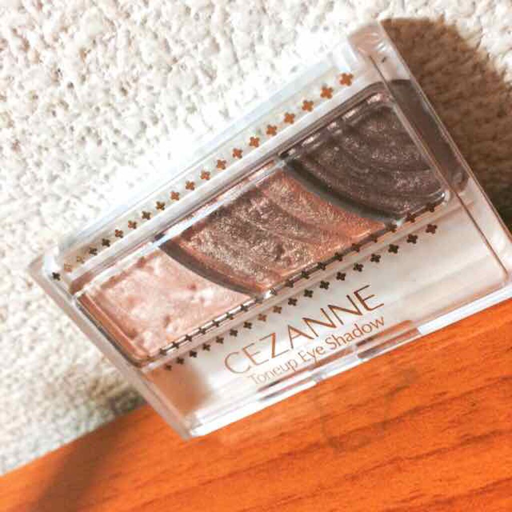 トーンアップアイシャドウ/CEZANNE/アイシャドウパレットを使ったクチコミ（2枚目）