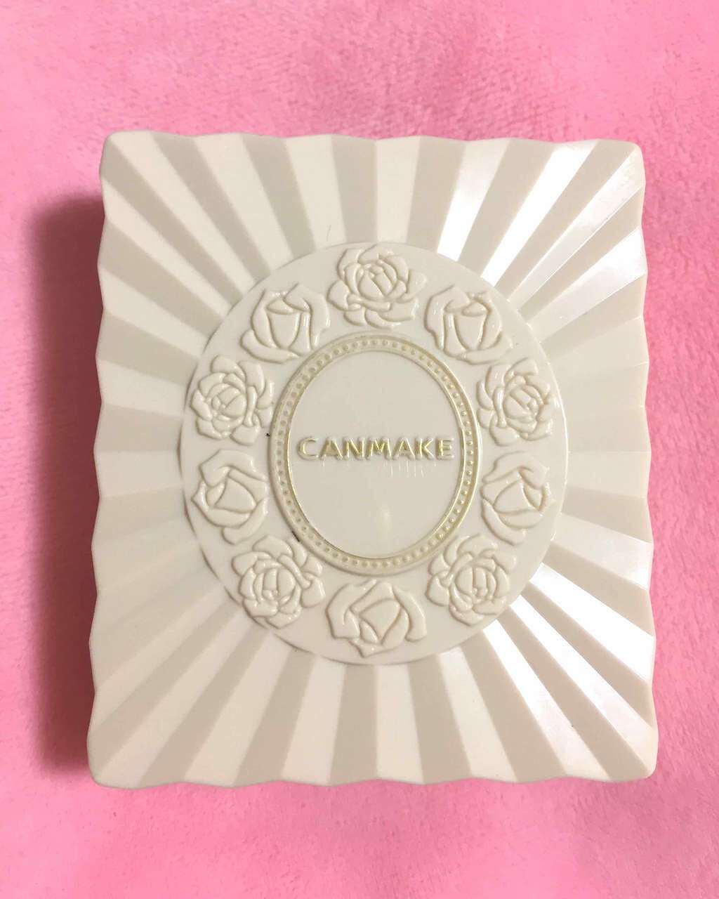 ブレスドナチュラルファンデーション/キャンメイク/パウダーファンデーションを使ったクチコミ（1枚目）