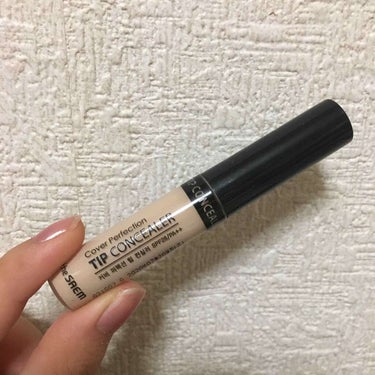 the SAEM  TIP CONCEALER  01
500円くらい 

めちゃめちゃカバー力あります！
ちょっとの量で伸びるし、自然！！
でも自分の肌の色より明るいものを買ってしまいました😅

