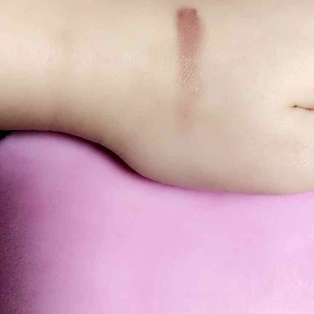 アディクション ザ アイシャドウ/ADDICTION/単色アイシャドウを使ったクチコミ（2枚目）