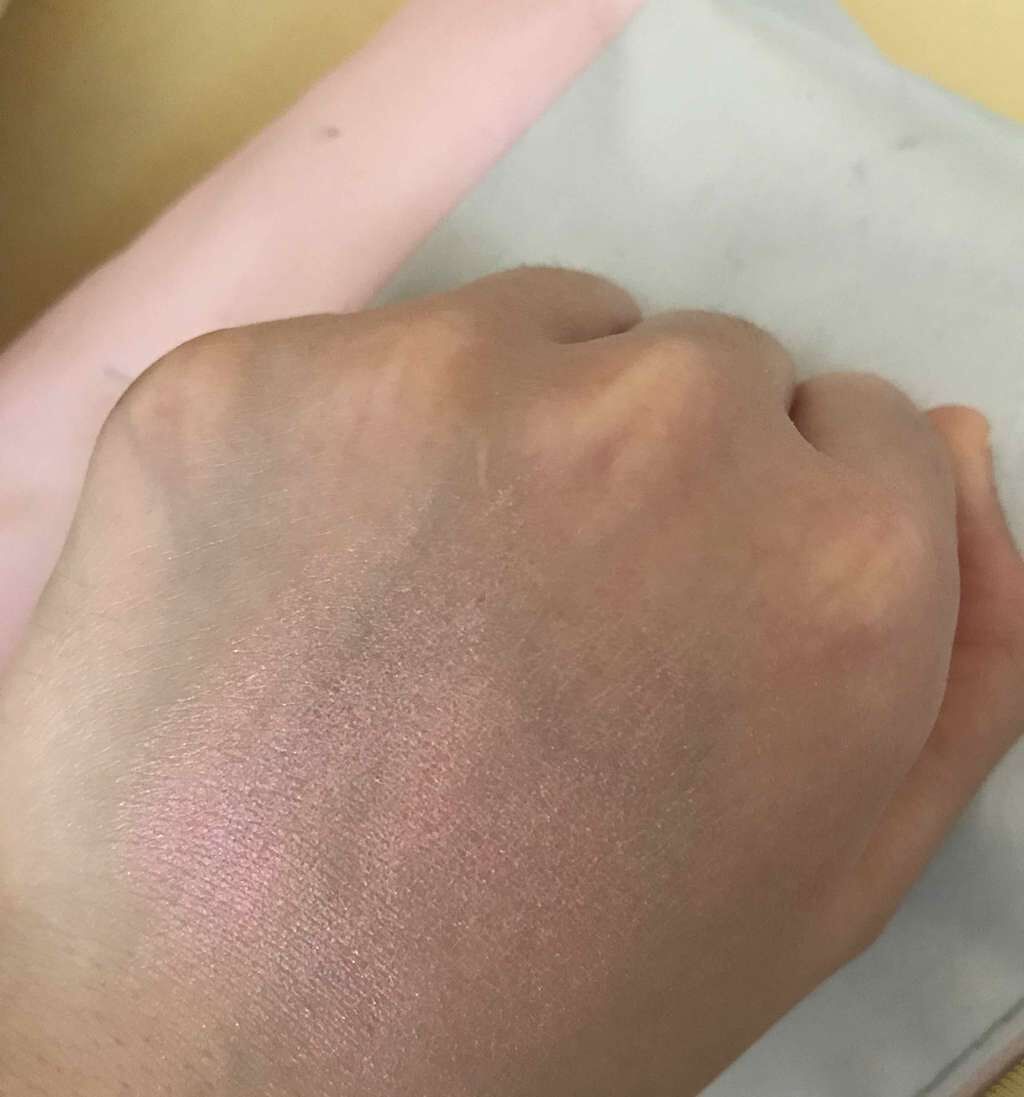 インジーニアス パウダーアイズ N/RMK/単色アイシャドウを使ったクチコミ(3枚目)