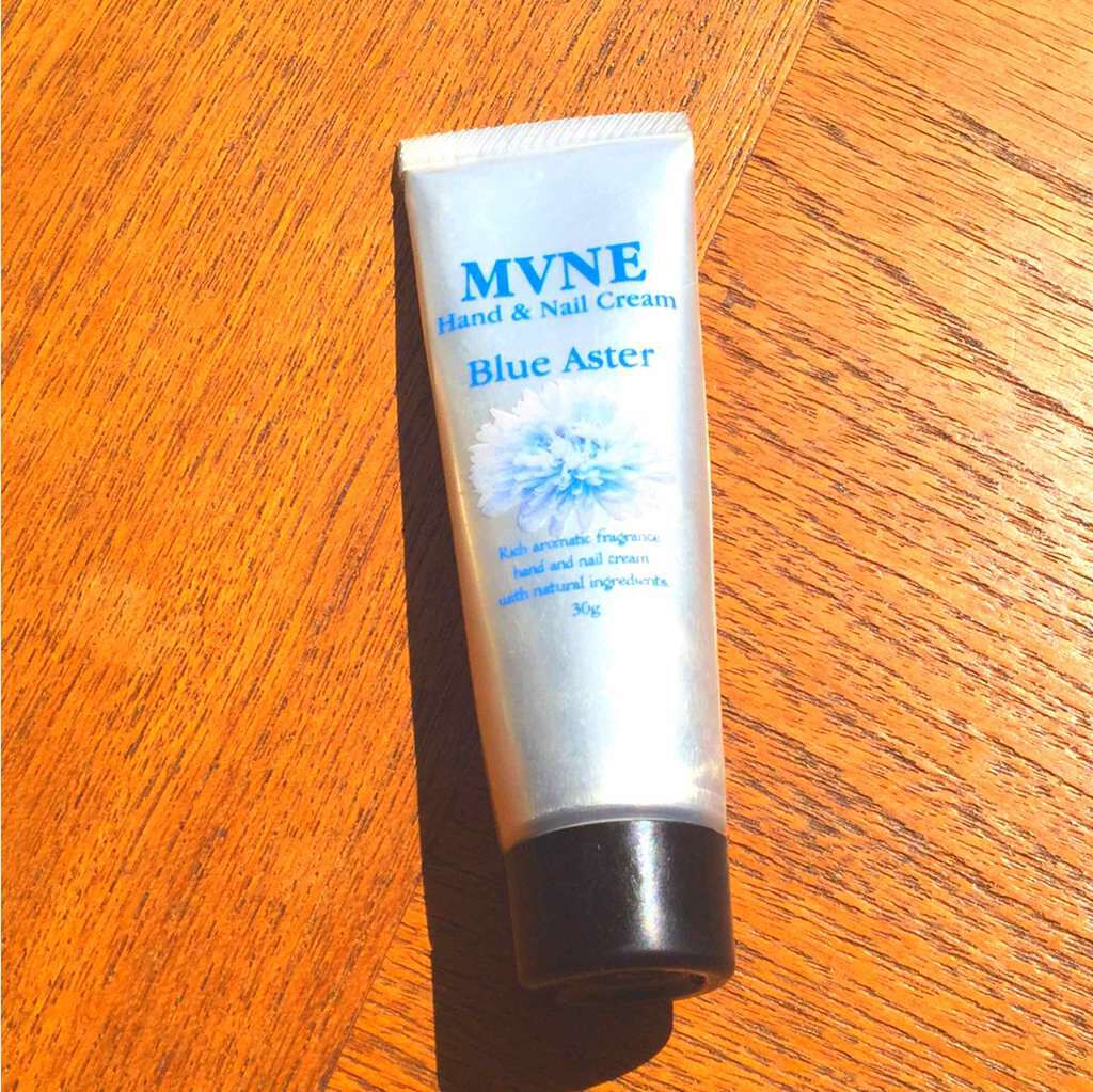 ハンド&ネイルクリーム BA(ブルーアスター) MVNE(ミューネ)