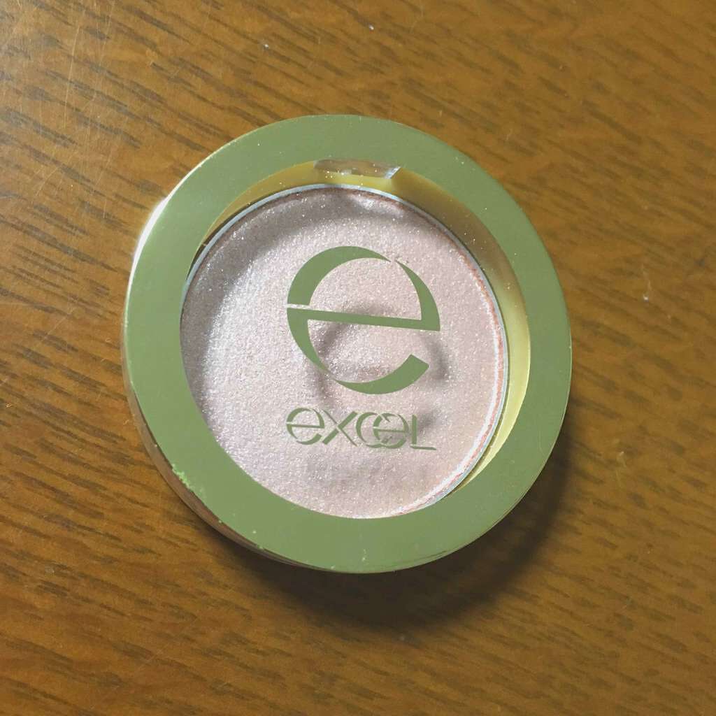 シャイニーシャドウ N/excel/単色アイシャドウを使ったクチコミ(1枚目)