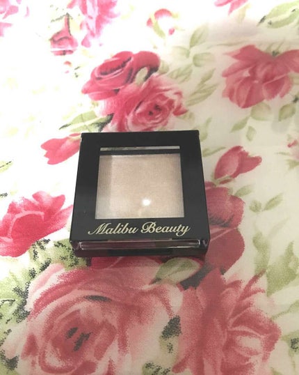 シングルアイシャドウ/マリブビューティー/単色アイシャドウを使ったクチコミ(1枚目)