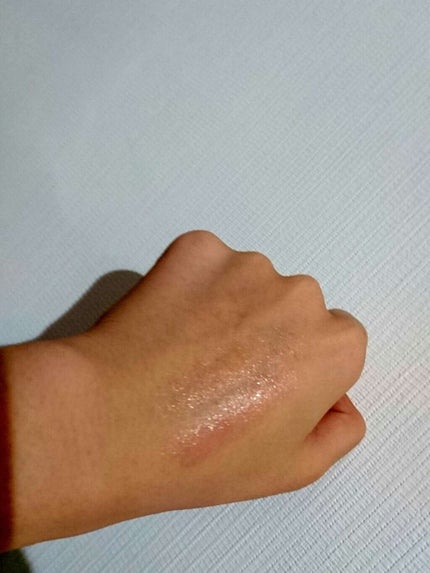 モイストピュアカラーリップ/ニベア/リップクリームを使ったクチコミ(2枚目)