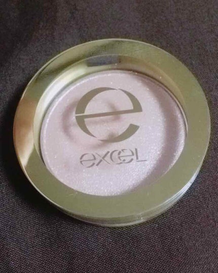 シャイニーシャドウ N/excel/単色アイシャドウを使ったクチコミ(1枚目)