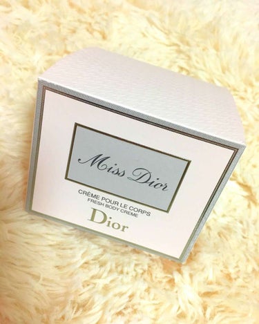 Dior ミス ディオール ボディ クリームのクチコミ「Dior 
ミス ディオール ボディ クリーム

こちらの商品は、大丸で購入😊

今月発売され.....」（2枚目）