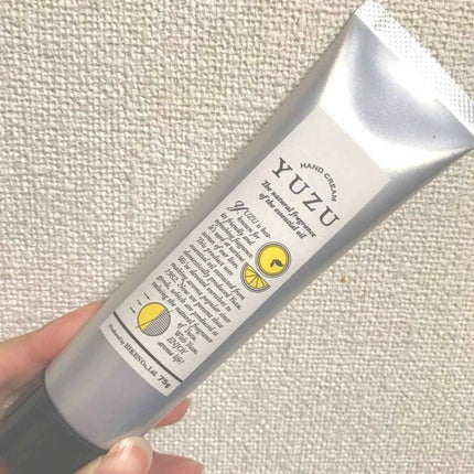 n on LIPS 「✔️美健YUZUハンドクリームこちらは去年雑貨屋で見つけて購入..」(1枚目)