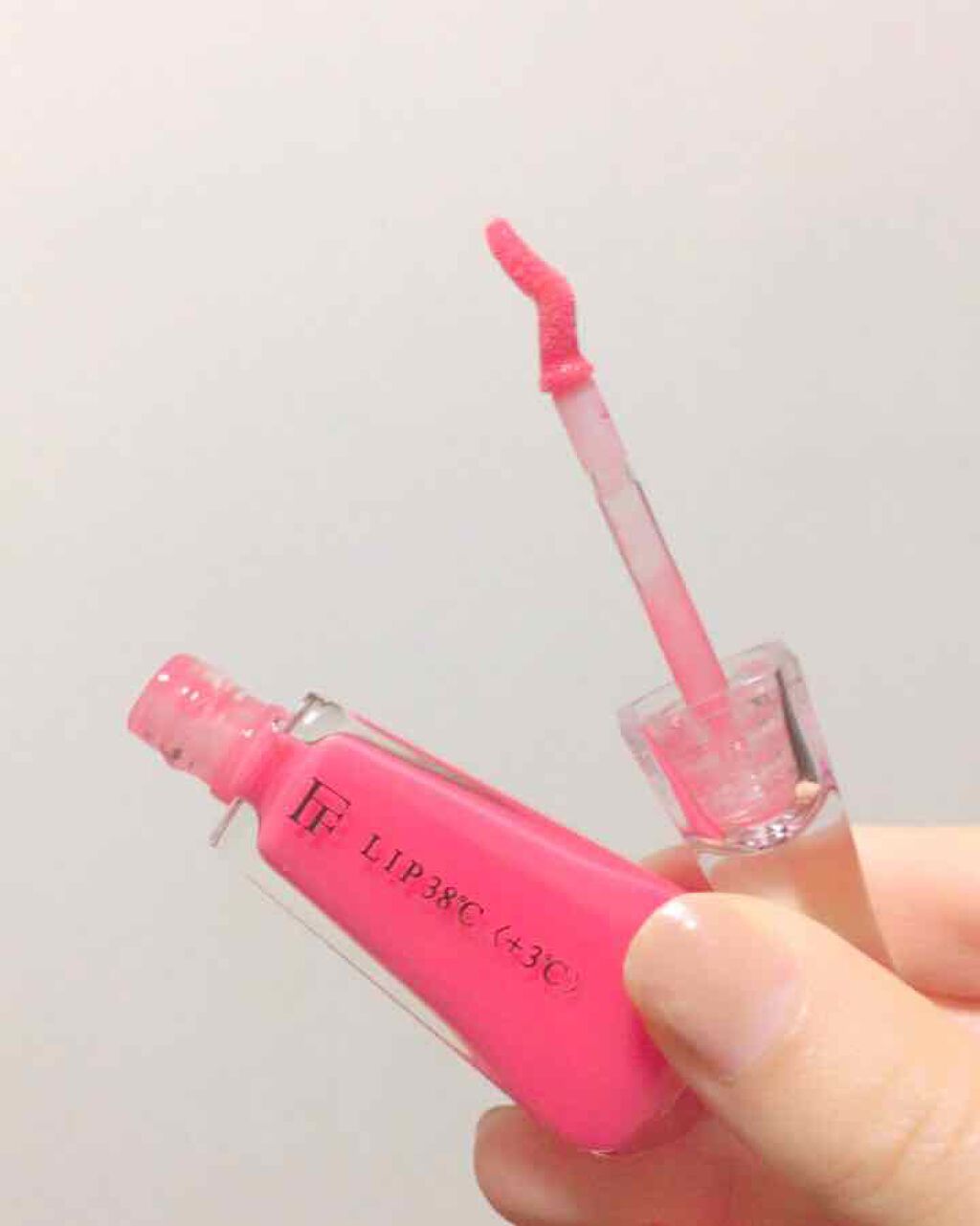38°C / 99°F リップトリートメント (リップ美容液)/UZU BY FLOWFUSHI/リップケアを使ったクチコミ(2枚目)