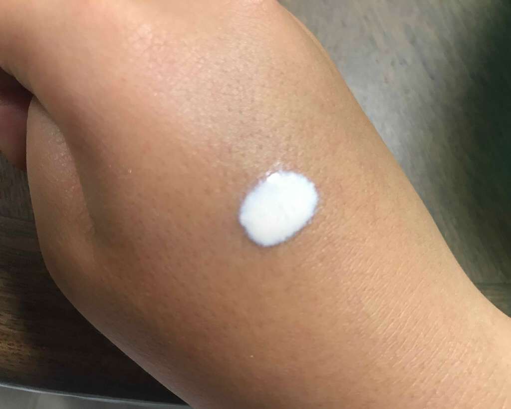 皮脂テカリ防止下地/CEZANNE/化粧下地を使ったクチコミ(2枚目)