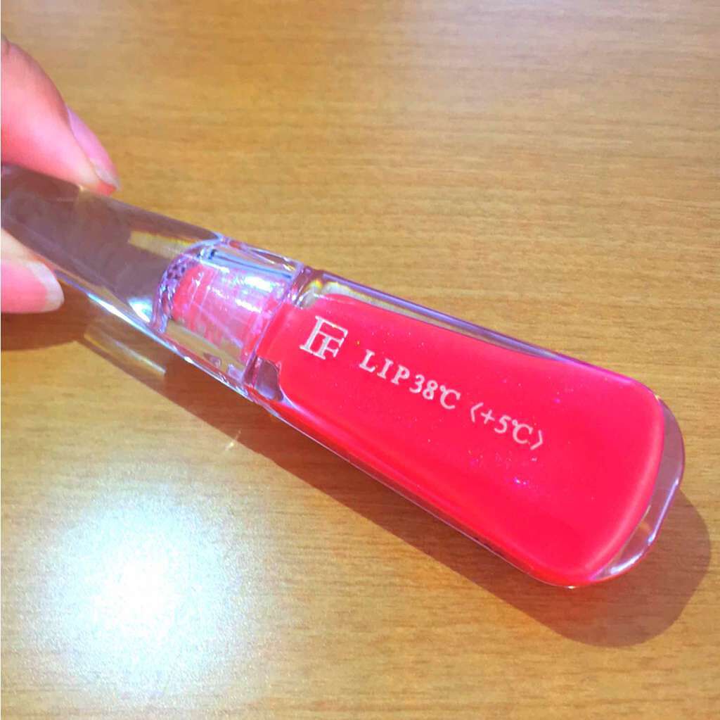 38°C / 99°F リップトリートメント (リップ美容液)/UZU BY FLOWFUSHI/リップケアを使ったクチコミ(1枚目)