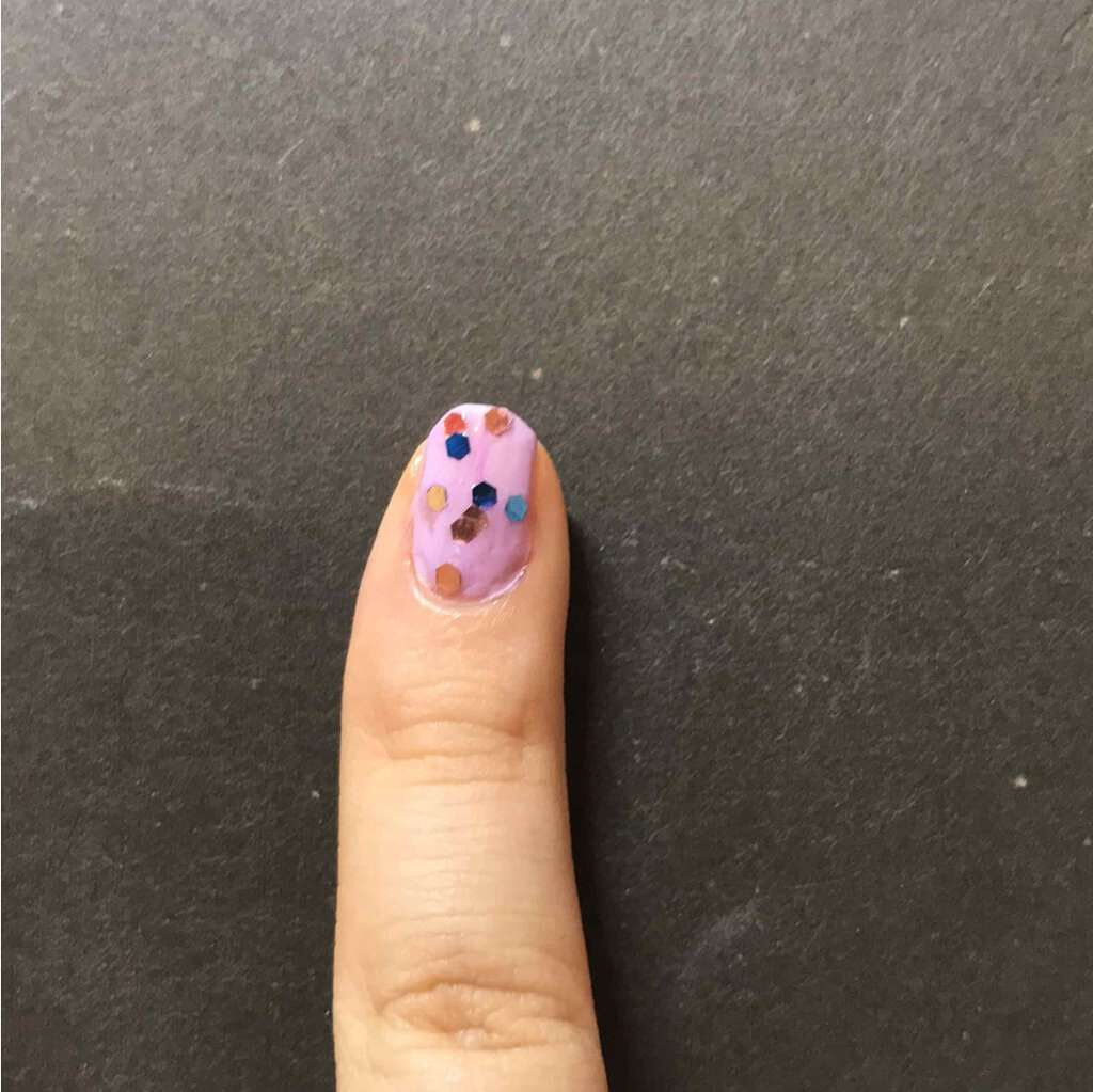 カラフルネイルズ/キャンメイク/マニキュアを使ったクチコミ(4枚目)