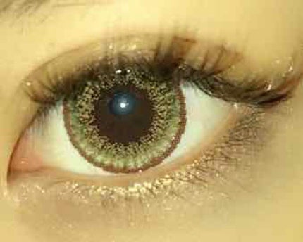 メタルグラマーアイズ/KATE/アイシャドウパレットを使ったクチコミ(2枚目)