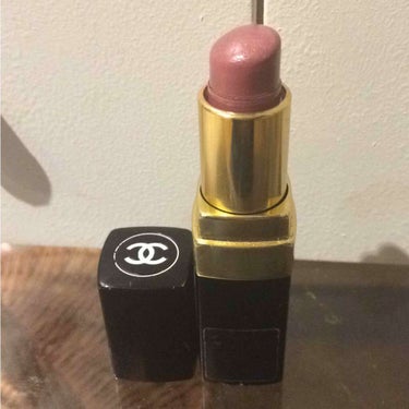 🍒CHANEL ROUGE COCO 432🍒


滑らかなつけ心地⭐️
リップクリームをつけ忘れても大丈夫なくらい潤う口紅です💄

久しぶりにつけたりすると使い心地のよさにビックリ‼️してしまいます⭐