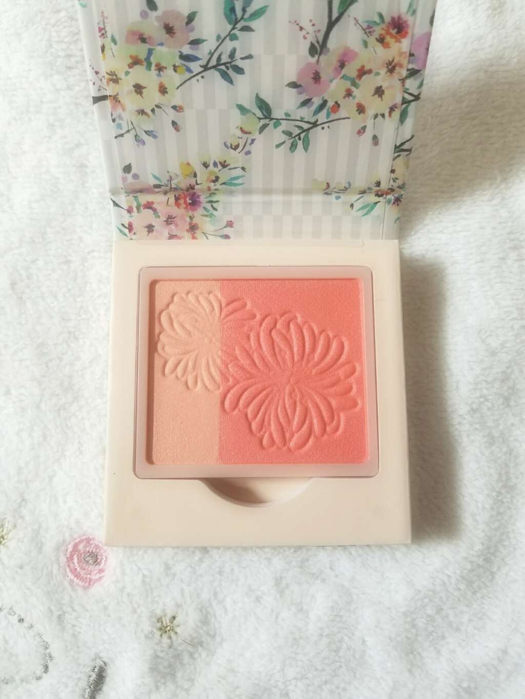 パウダー ブラッシュ/PAUL & JOE BEAUTE/パウダーチークを使ったクチコミ(2枚目)