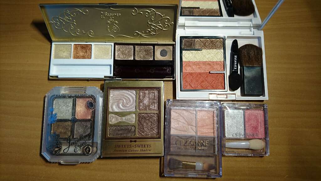 エアリータッチシャドウ/CEZANNE/アイシャドウパレットを使ったクチコミ（1枚目）