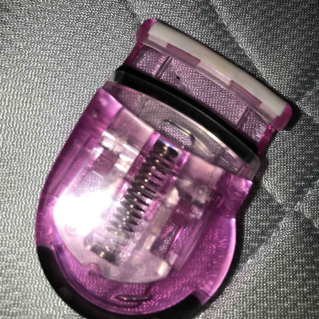 プッシュアップカーラー/貝印/ビューラーを使ったクチコミ（1枚目）