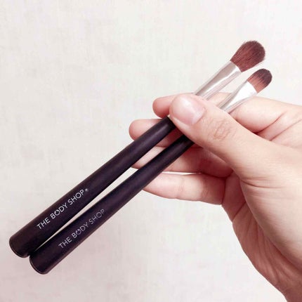 アイシャドーブレンダーブラシ/THE BODY SHOP/メイクブラシを使ったクチコミ(2枚目)
