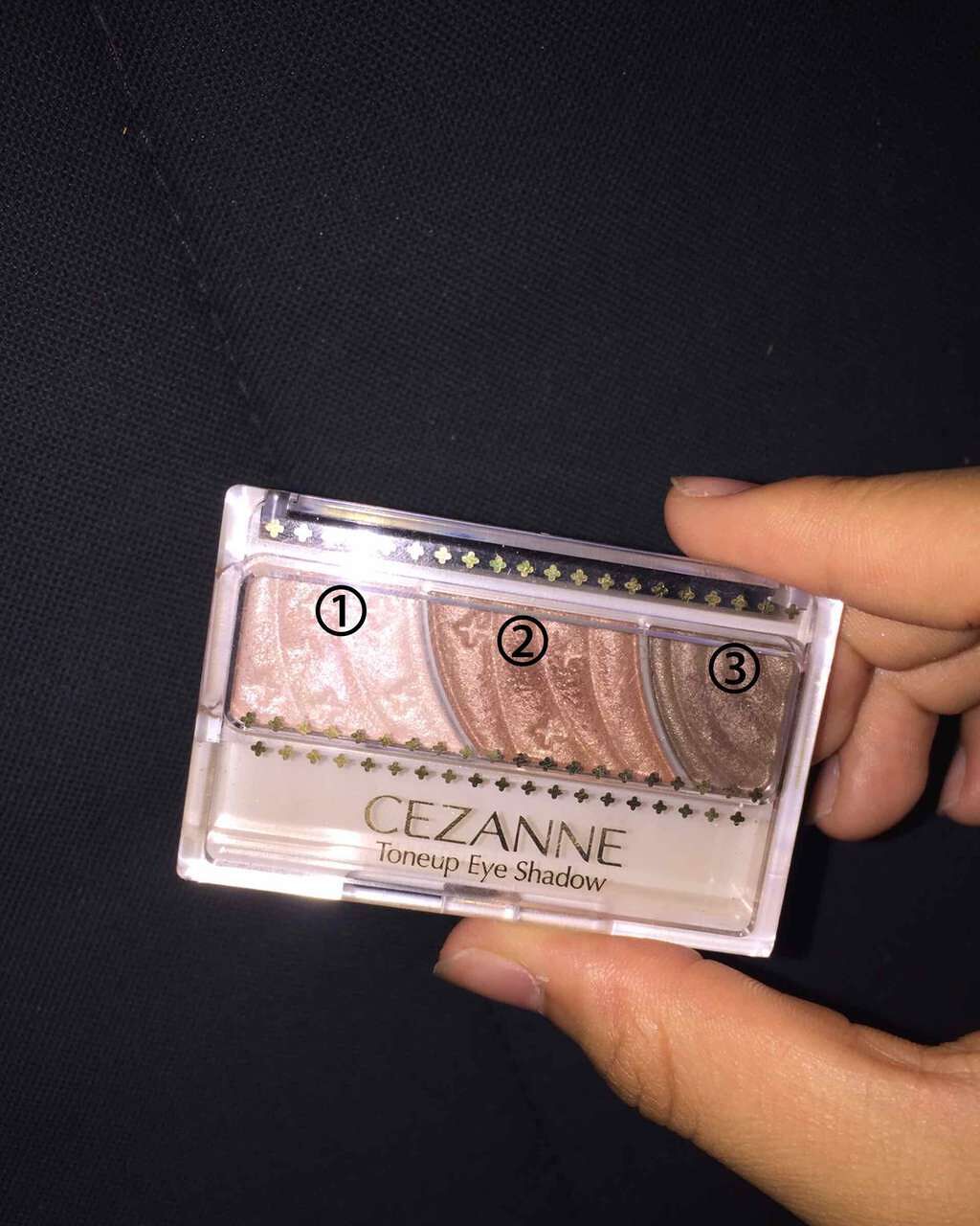 トーンアップアイシャドウ/CEZANNE/アイシャドウパレットを使ったクチコミ(1枚目)