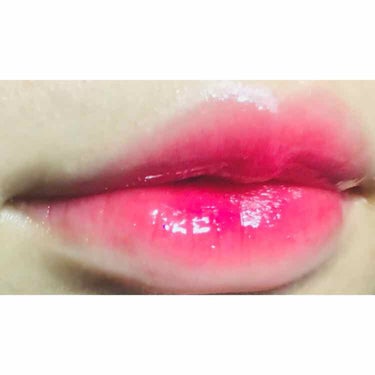 💄プチプラだけでグラデリップ💄


以前グラデリップの投稿したんですが、その投稿の後にユアリップオンリーグロス、エチュードのソーダティントを買い足して、
これだ！！って私的究極の組み合わせに辿り着いたの