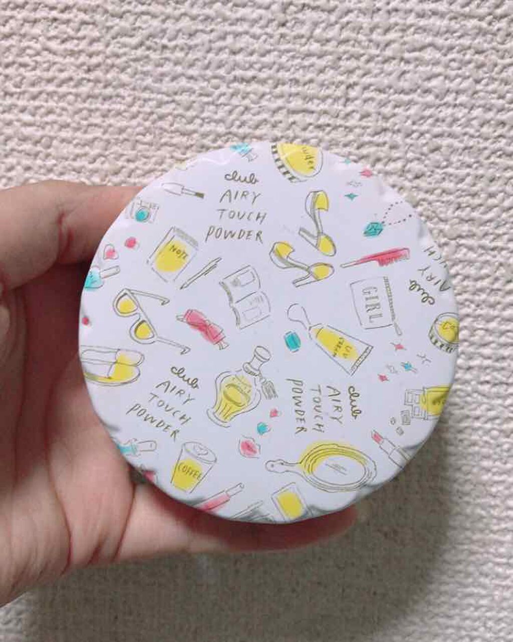 エアリータッチパウダー/クラブ/プレストパウダーを使ったクチコミ(1枚目)