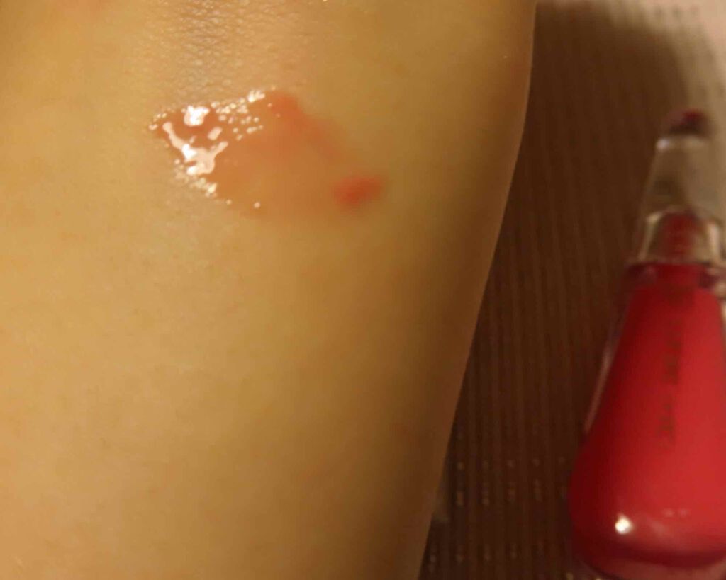 38°C / 99°F リップトリートメント (リップ美容液)/UZU BY FLOWFUSHI/リップケアを使ったクチコミ(3枚目)