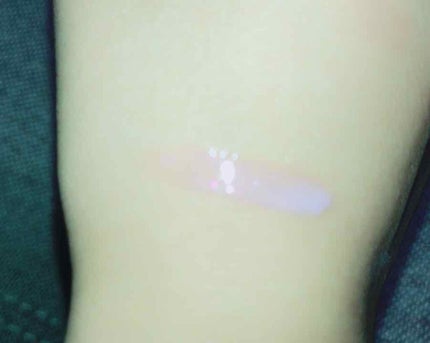 フェイスシャインハイライト/ETUDE/パウダーハイライトを使ったクチコミ(2枚目)