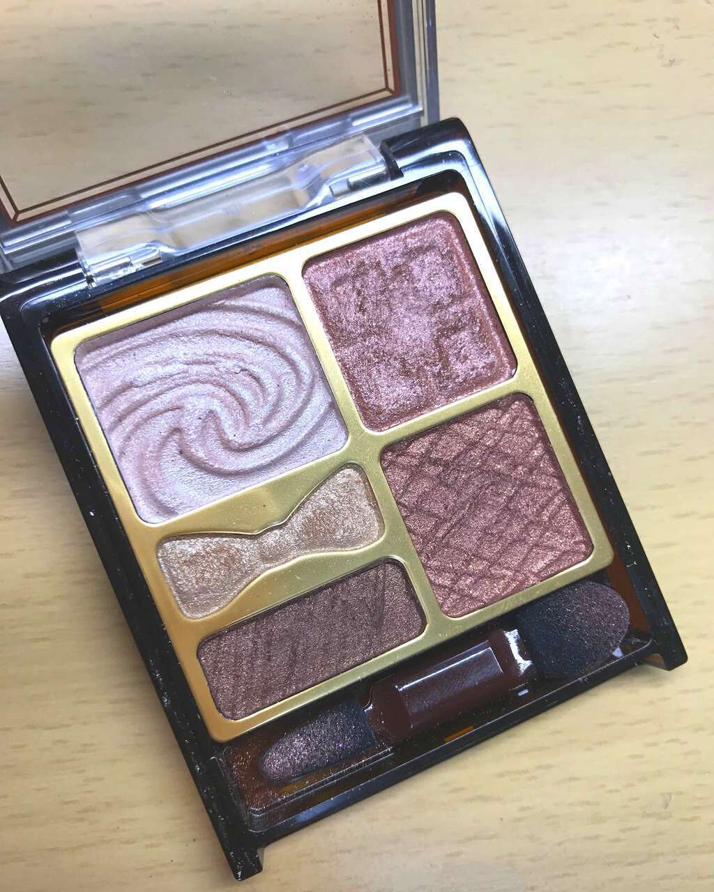 プレミアムガトーシャドウ/スウィーツ スウィーツ/アイシャドウパレットを使ったクチコミ（3枚目）