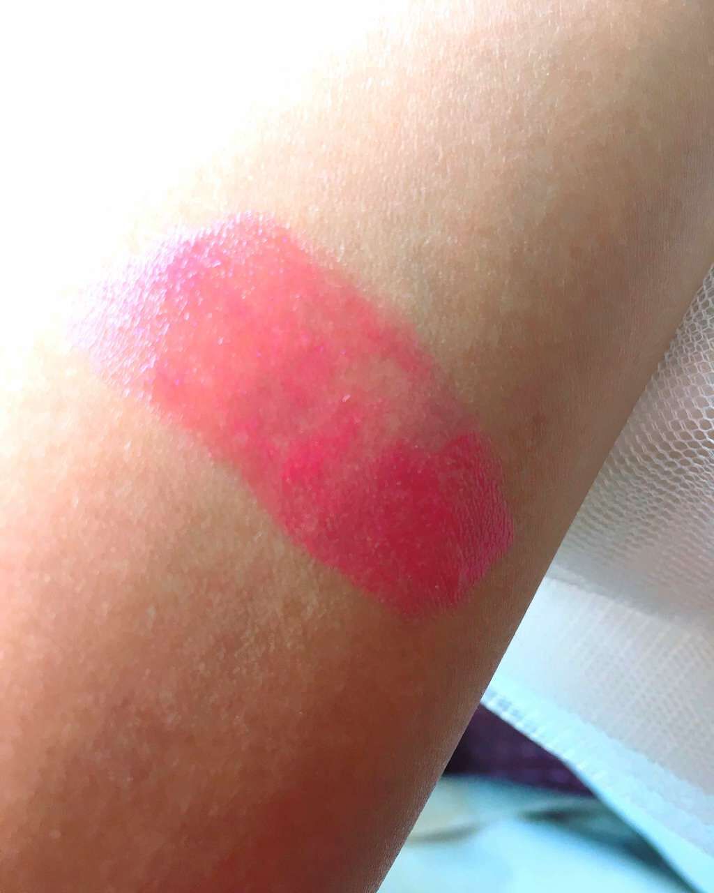 ラスティンググロスリップ/CEZANNE/口紅を使ったクチコミ（2枚目）