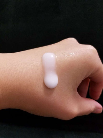 リッチモイスト リペアエッセンスミルク/AHALO BUTTER/ヘアミルクを使ったクチコミ(3枚目)