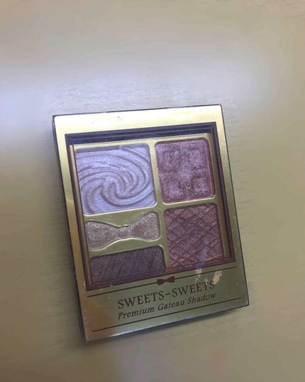 プレミアムガトーシャドウ/スウィーツ スウィーツ/アイシャドウパレットを使ったクチコミ(1枚目)