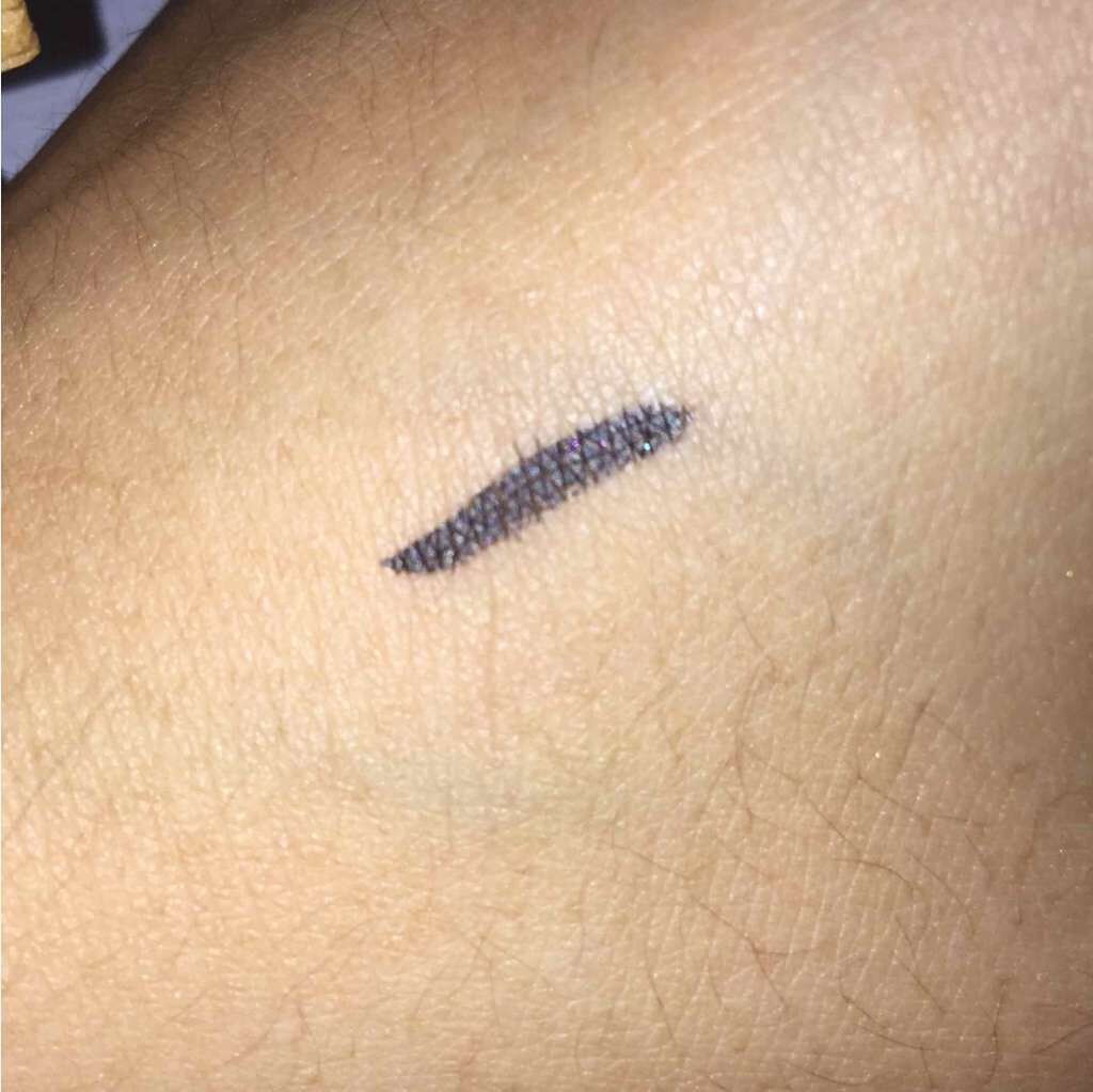 エスポルールカラーアイライナー/エスポルール/リキッドアイライナーを使ったクチコミ(2枚目)