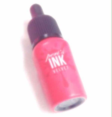 INK ペリペラ州ティントインクV
＃4 Wow Pink

色はピンク色です

いいところ
・発色がかなりとってもいい👍
・スフレみたいな感じ
・グラデーションが作りやすい
・ぼかすと色が薄くなりさら