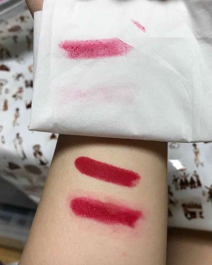 リップ ジェル マジック パールタイプ/コーセーコスメニエンス/リップグロスを使ったクチコミ(3枚目)