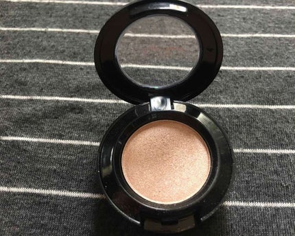 エンジェル ハート アイカラーズ/エンジェルハート/単色アイシャドウを使ったクチコミ(2枚目)