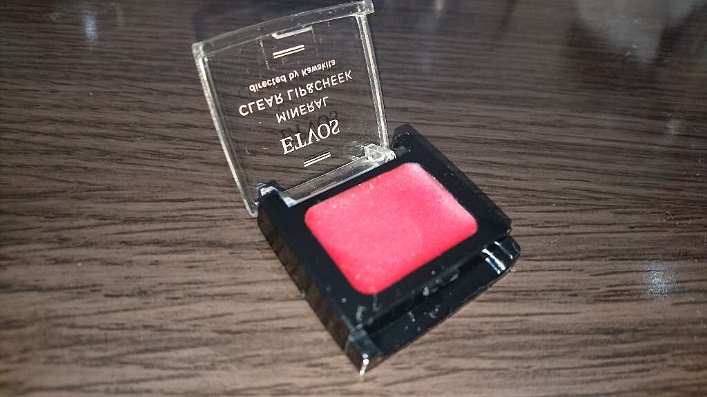 ミネラルルージュ/エトヴォス/口紅を使ったクチコミ(2枚目)