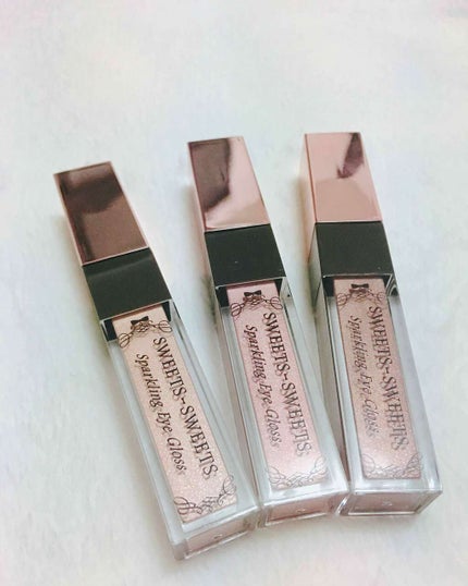 スパークリングアイグロス/スウィーツ スウィーツ/リキッドアイシャドウを使ったクチコミ(1枚目)