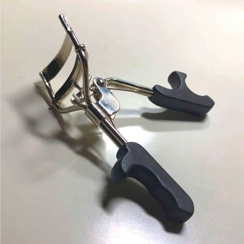 バネ付きビューラー/キャンドゥ/ビューラーを使ったクチコミ（1枚目）