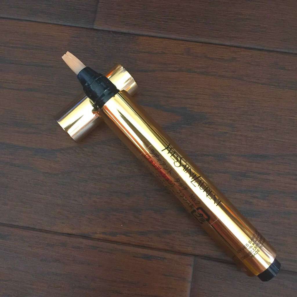 ラディアント タッチ/YVES SAINT LAURENT BEAUTE/リキッドコンシーラーを使ったクチコミ(2枚目)