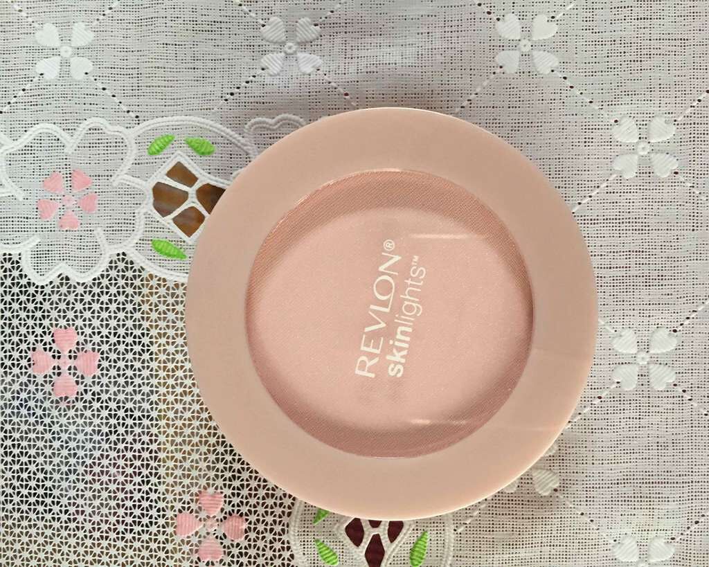 スキンライト プレスト パウダー/REVLON/プレストパウダーを使ったクチコミ(1枚目)
