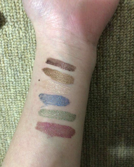 キャンドゥ スターライトアイグロスのクチコミ「キャンドゥ新作のStarlight Eye Glossを全色購入したのでレビューします。
画像.....」(3枚目)