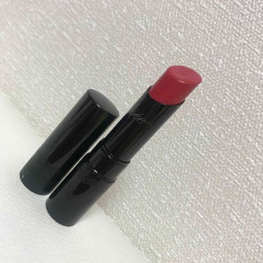 ヴィセ リシェ クリーミーリップスティック RD401

ヴィセのリップスティック💄
このリップスティックはとにかく発色が良すぎます！発色が良すぎるのでリップブラシで塗ることをオススメします。

あまり