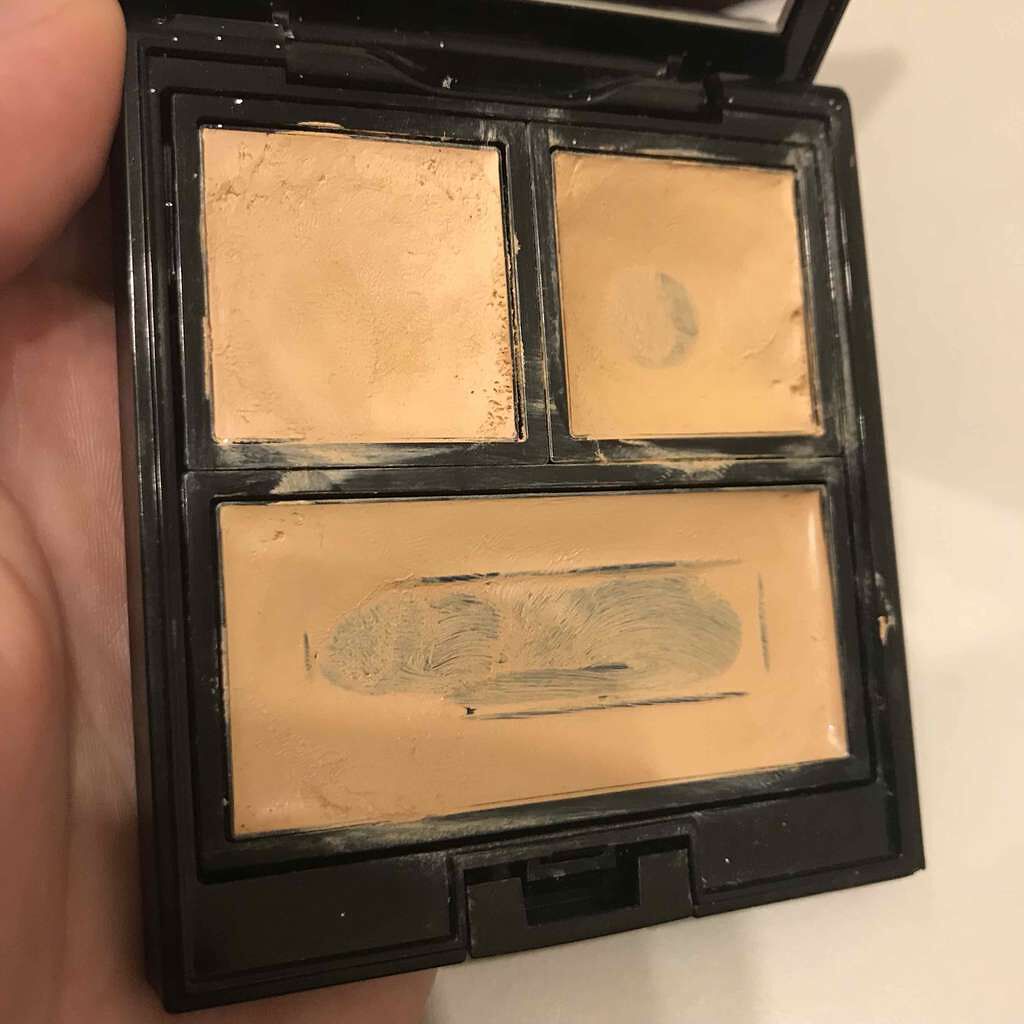 パーフェクト コンシーラー コンパクト/ADDICTION/パレットコンシーラーを使ったクチコミ(2枚目)