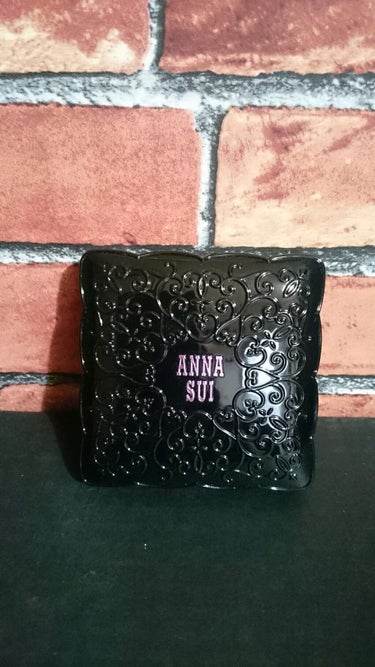 ANNA SUI パウダー ファンデーションのクチコミ「💎ANNA SUI パウダーファンデーション💎
これは、完全にパケ買い❗
ANNA SUIのﾌ.....」（1枚目）