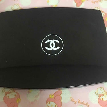 トラベルメイクアップパレットアルティテュード/CHANEL/メイクアップキットを使ったクチコミ（1枚目）