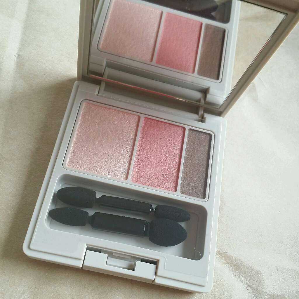 アイカラーパレット/ナチュラグラッセ/アイシャドウパレットを使ったクチコミ（1枚目）