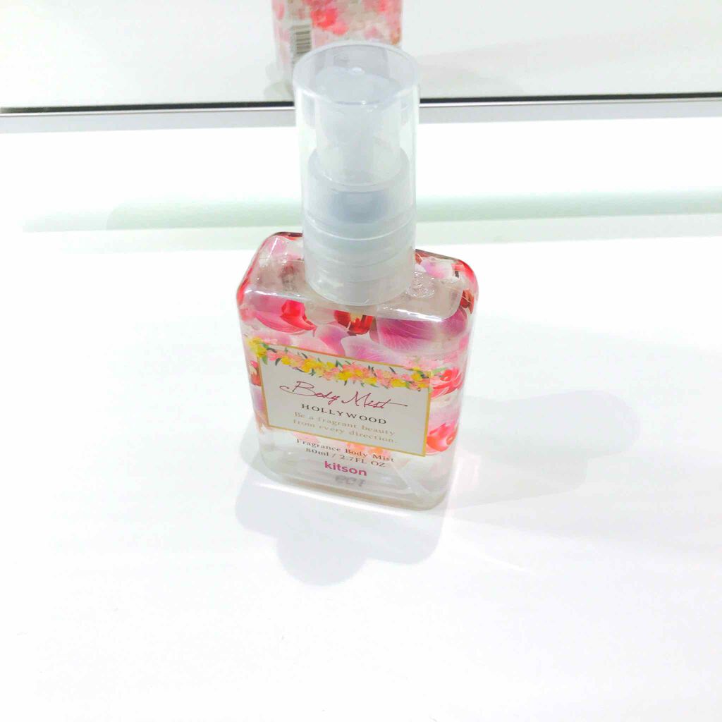 キットソン ボディミスト スウィートフローラルの香り「HOLLY WOOD」/kitson(三恵)/香水(その他)を使ったクチコミ(1枚目)