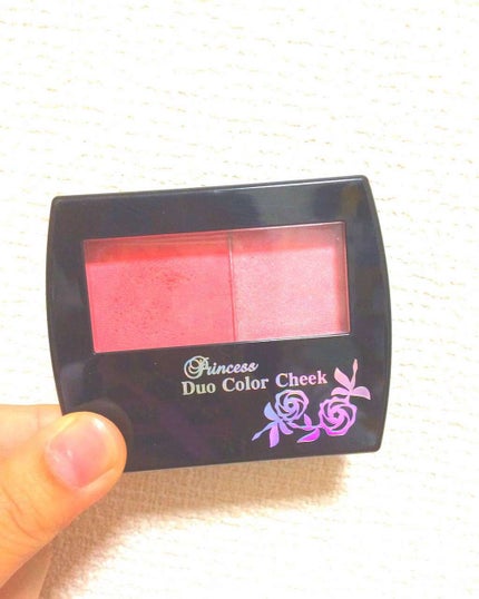 エルファー プリンセスデュオカラーチーク A/DAISO/パウダーチークを使ったクチコミ(1枚目)
