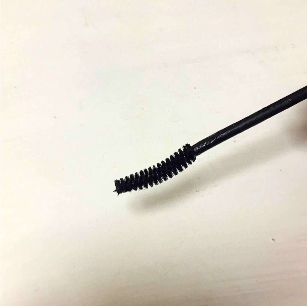 モテマスカラ リペア Lo(ロング)/UZU BY FLOWFUSHI/マスカラ下地を使ったクチコミ(2枚目)